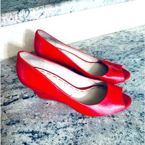 Nine West Ladies Size 8 Pumps Dark Orange